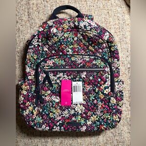 🌷🌸🌹🌺🌻💐Vera Bradley Floral Campus Backpack🌸💐🌺🌻🌷🌹
